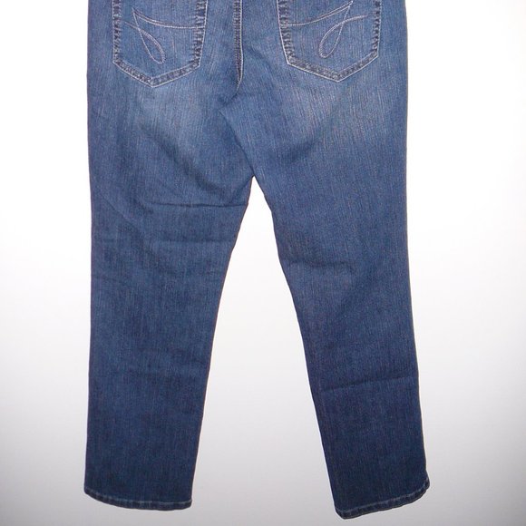 Women's Jag Pull On High Rise Straight Leg Med Wash Blue Jeans-Size 8S Short - Picture 2 of 8
